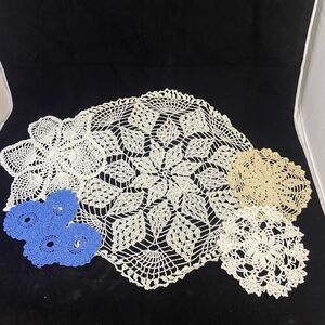 Lot of 8 Vintage Hand made doilies various sizes and colors coaster set of 4